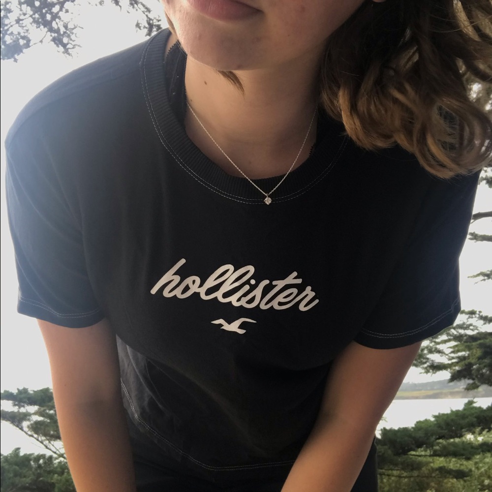 Hollister Tee | 5 for 25